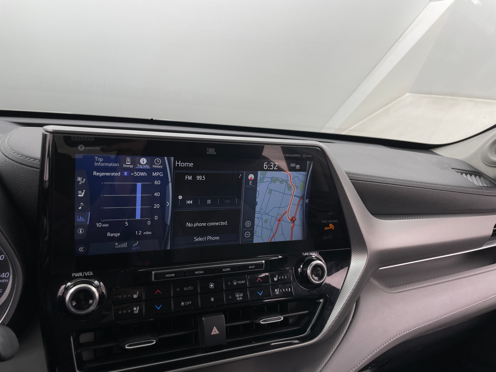 Thumbnail: 2021 Toyota Highlander - 3