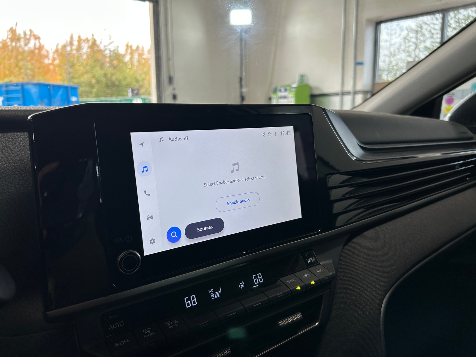 Thumbnail: 2025 Toyota Camry - 4