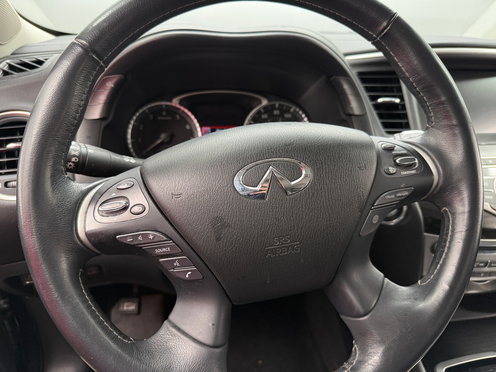 Thumbnail: 2017 INFINITI QX60 - 4