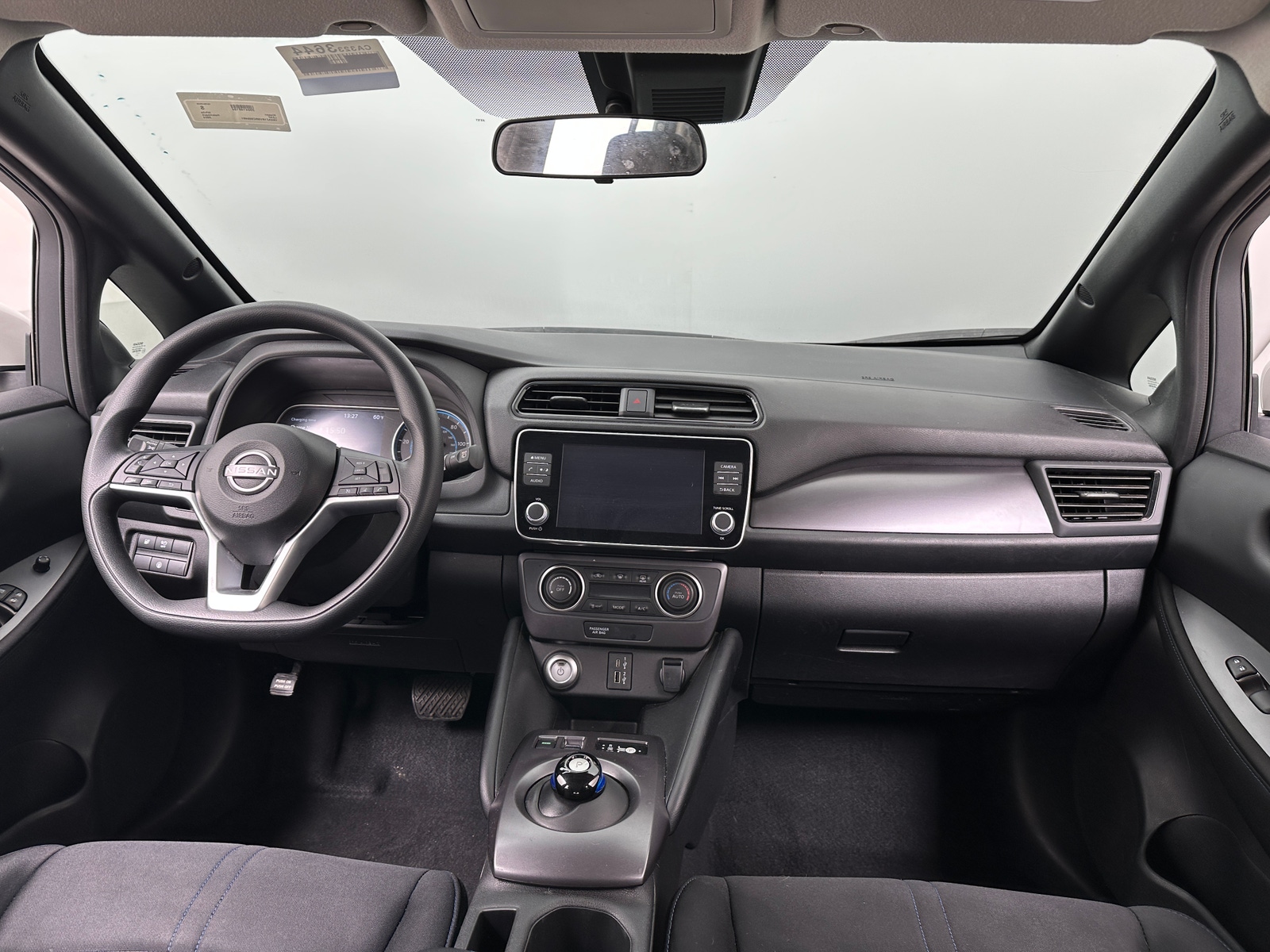 Thumbnail: 2024 Nissan Leaf - 3