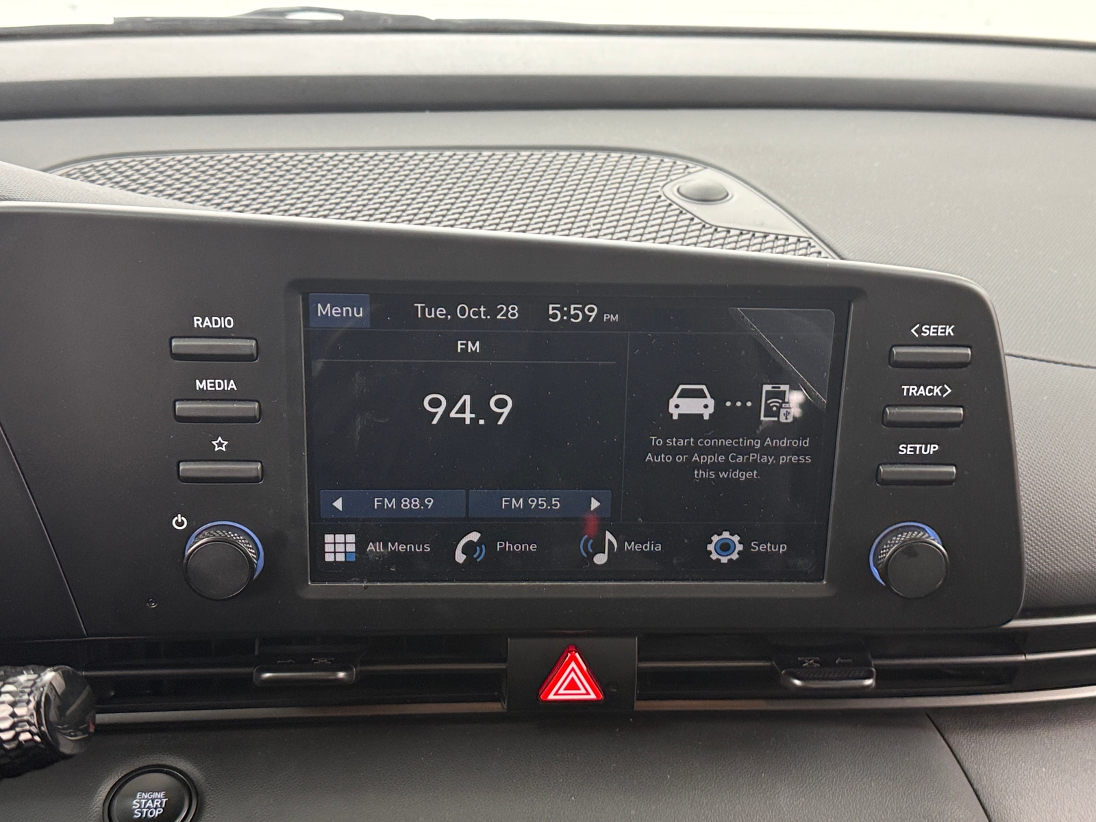 Thumbnail: 2025 Hyundai Elantra - 4