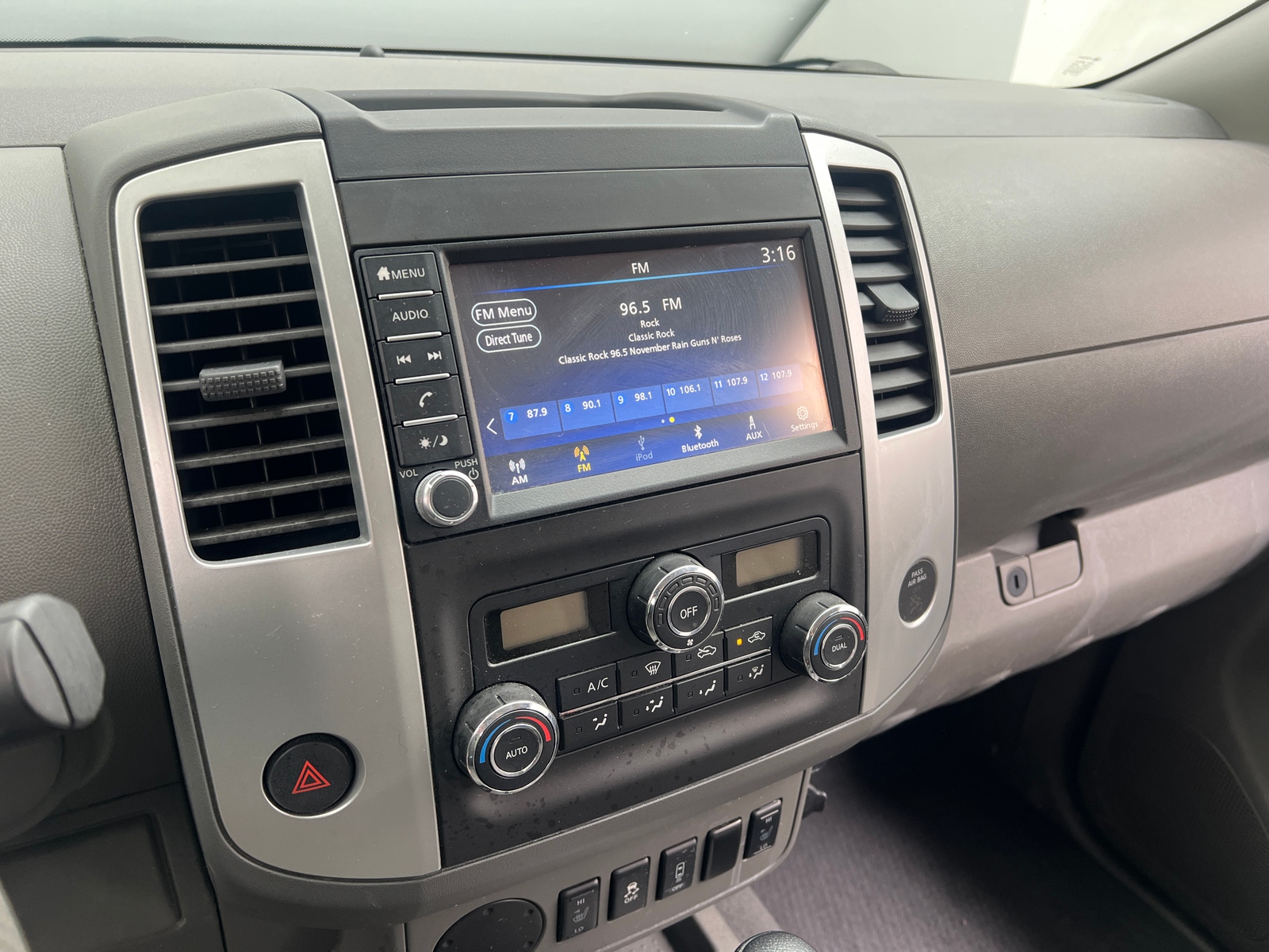 Thumbnail: 2020 Nissan Frontier - 4