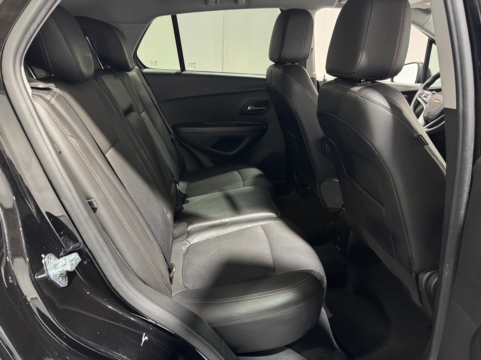 Thumbnail: 2022 Chevrolet Trax - 6