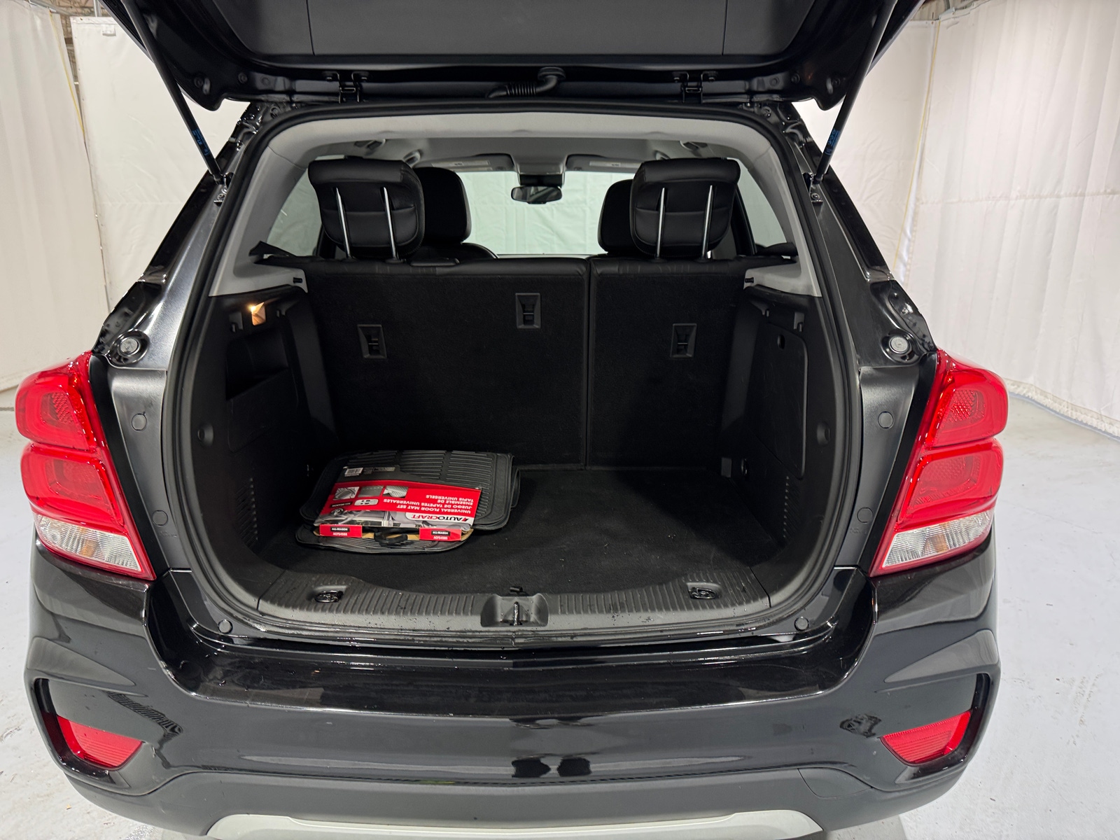 Thumbnail: 2022 Chevrolet Trax - 7