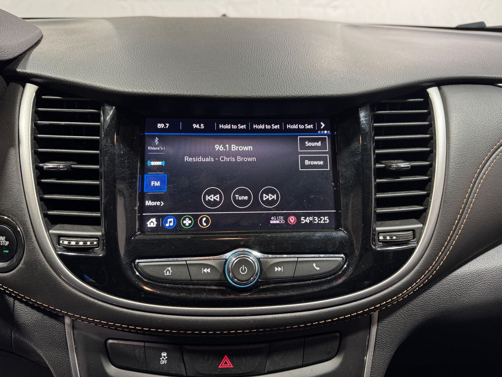 Thumbnail: 2022 Chevrolet Trax - 4