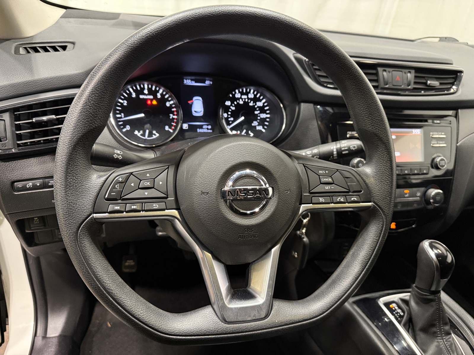 Thumbnail: 2017 Nissan Rogue Sport - 5