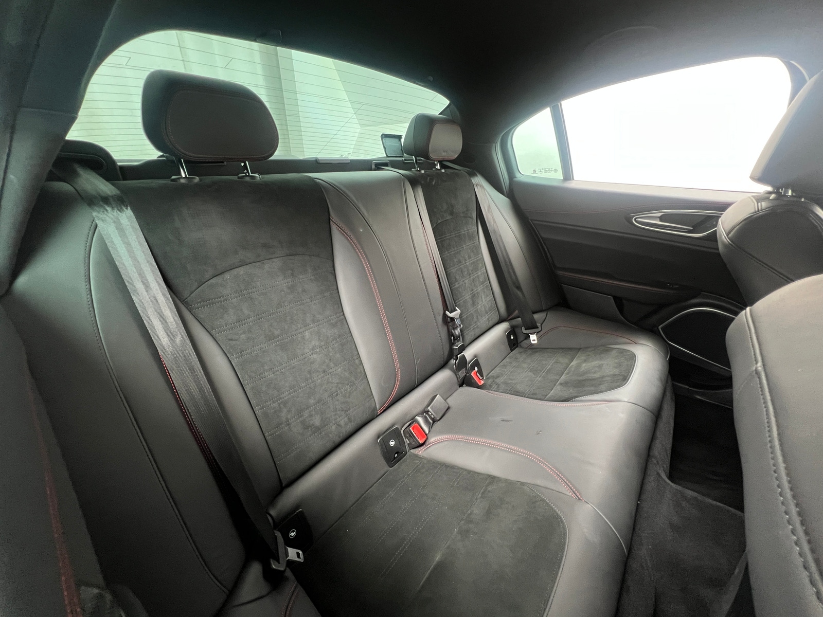 Thumbnail: 2018 Alfa Romeo Giulia - 5