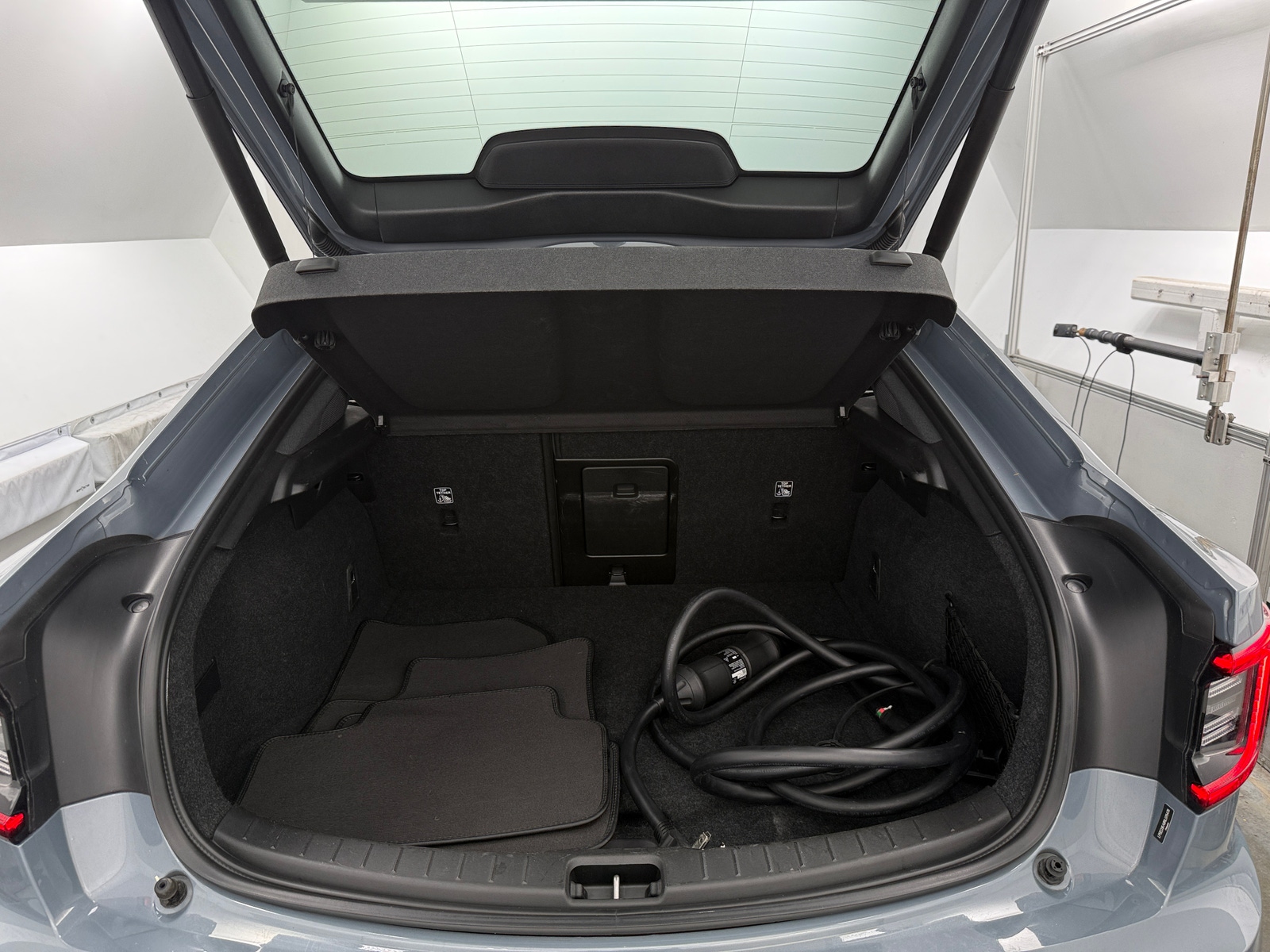 Thumbnail: 2022 Polestar 2 - 7