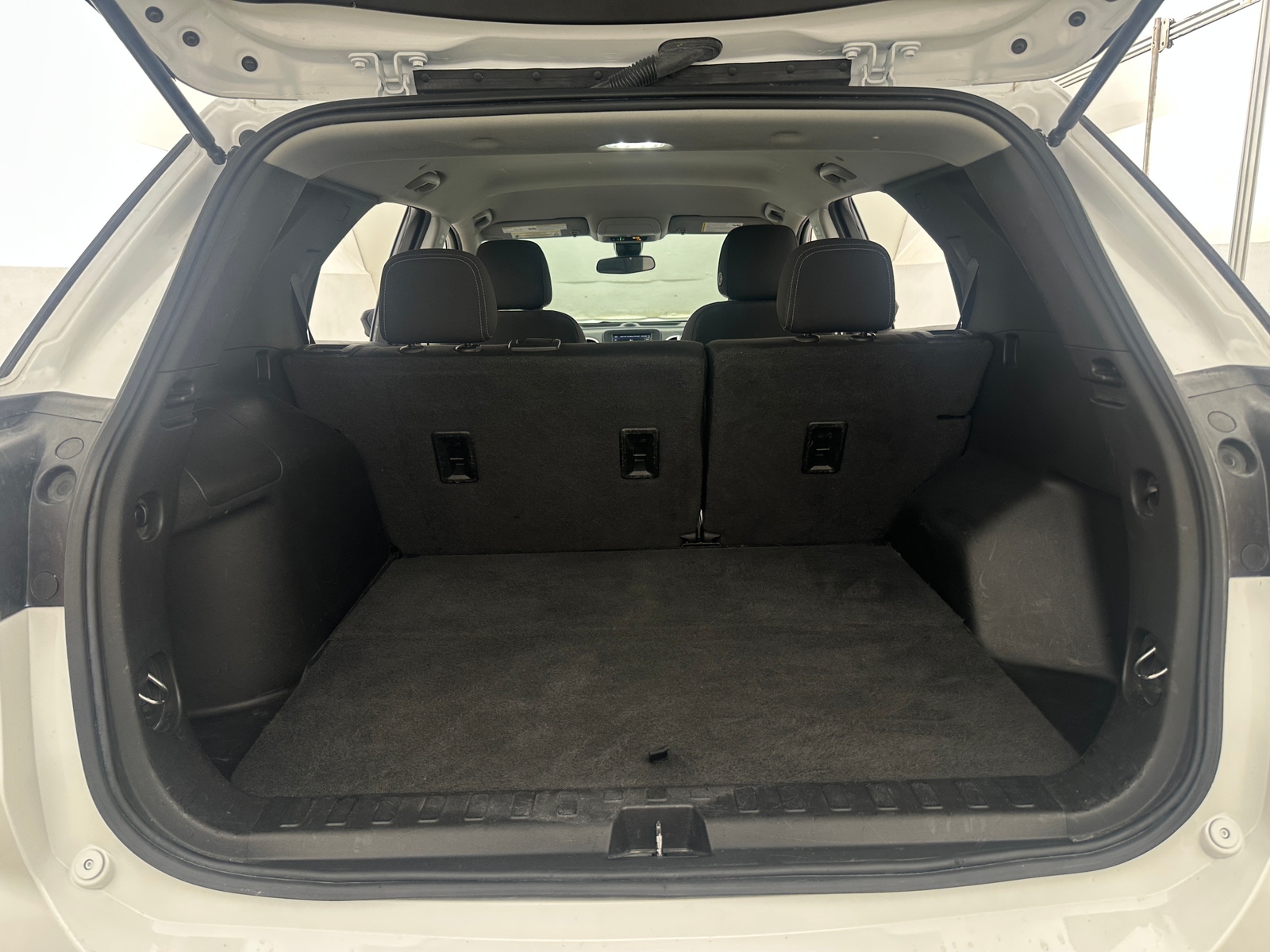 Thumbnail: 2022 Chevrolet Equinox - 7