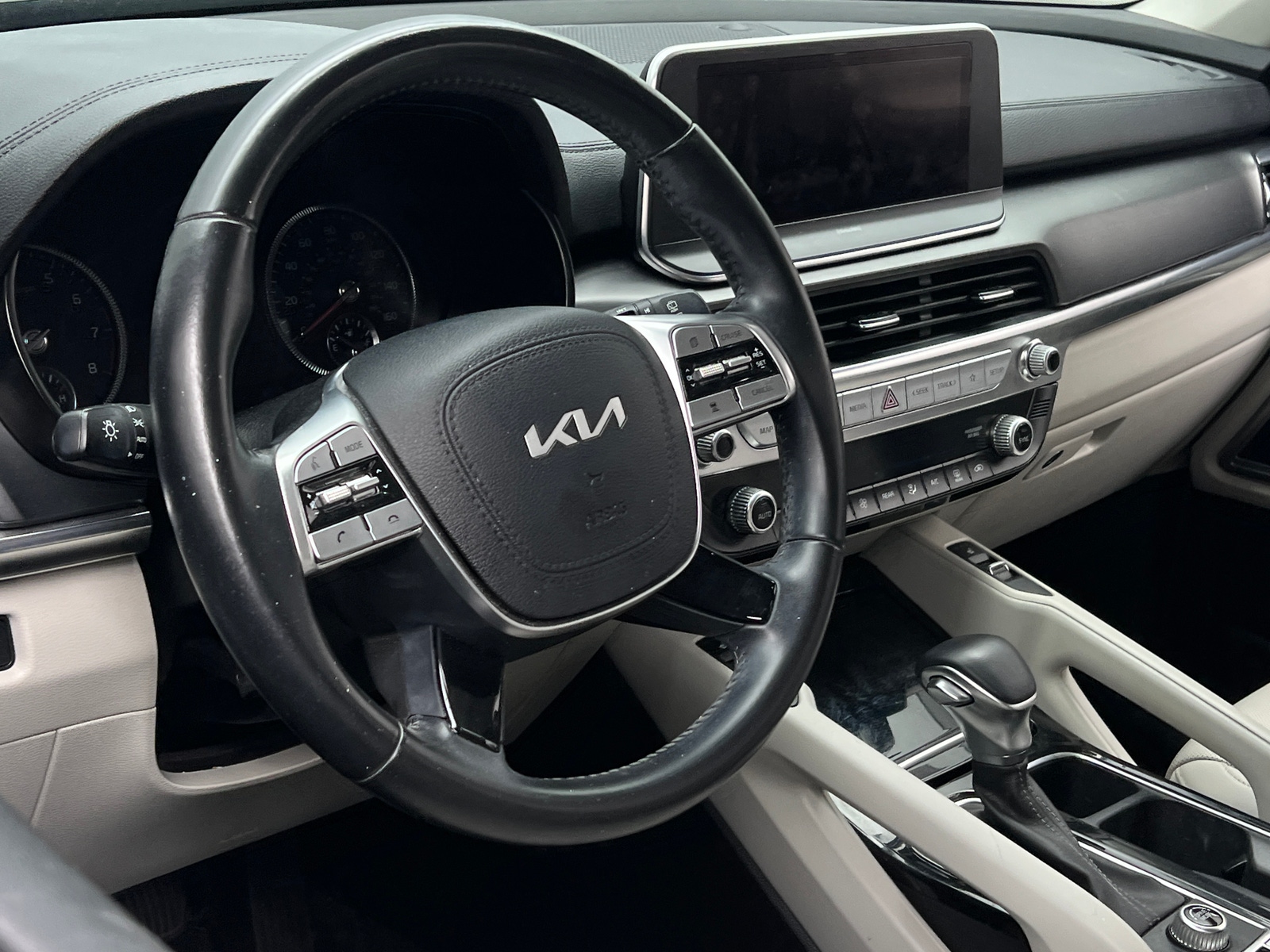 Thumbnail: 2022 Kia Telluride - 4