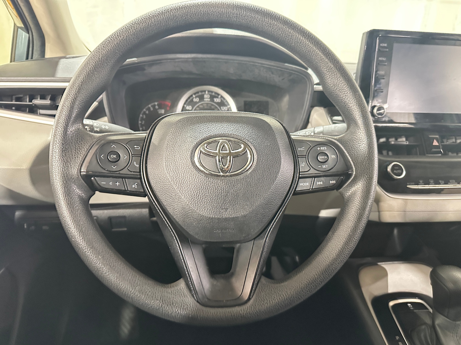 Thumbnail: 2022 Toyota Corolla - 5