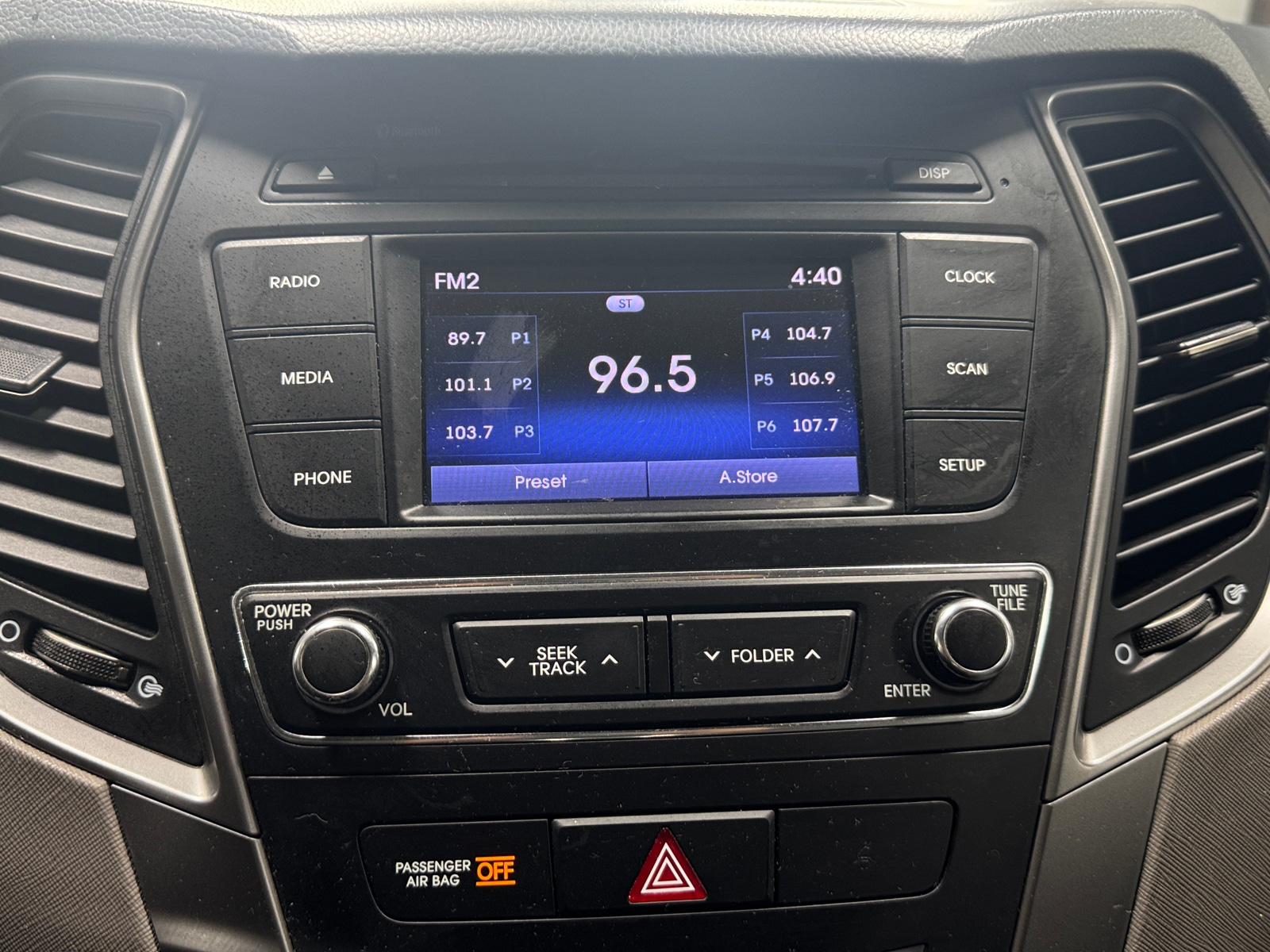 Thumbnail: 2018 Hyundai Santa Fe - 4