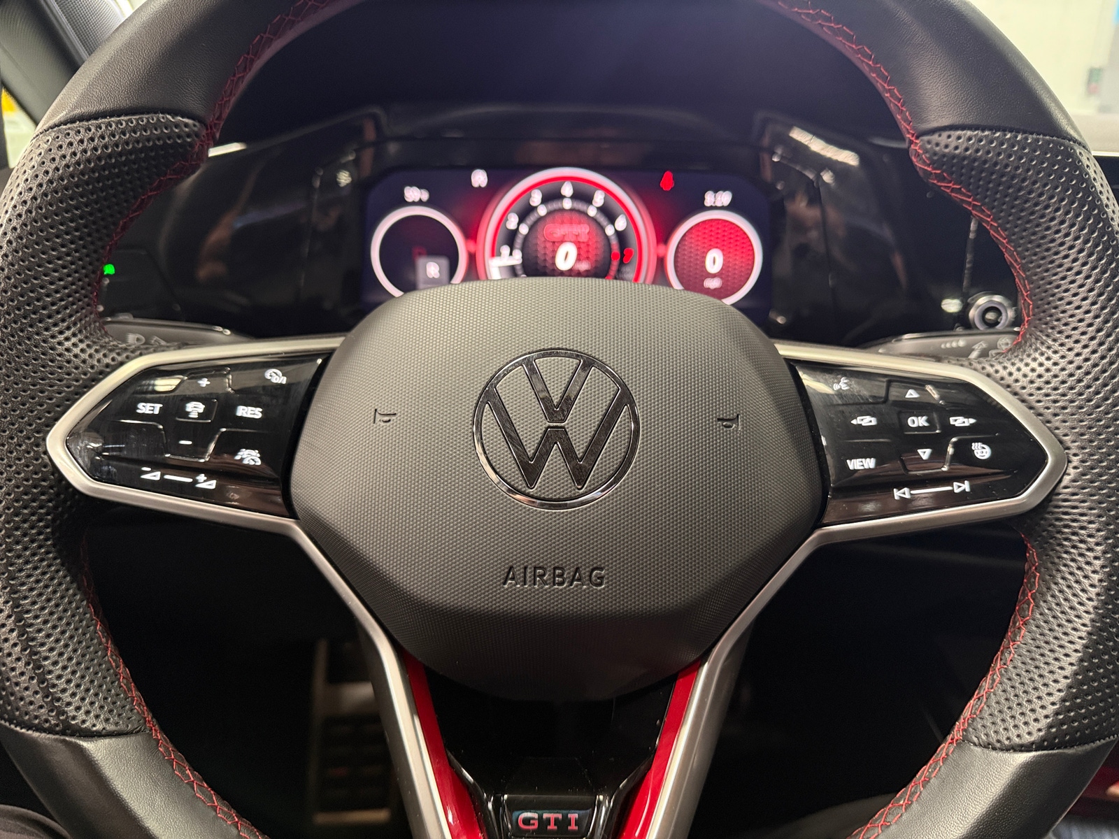 Thumbnail: 2024 Volkswagen Golf - 5