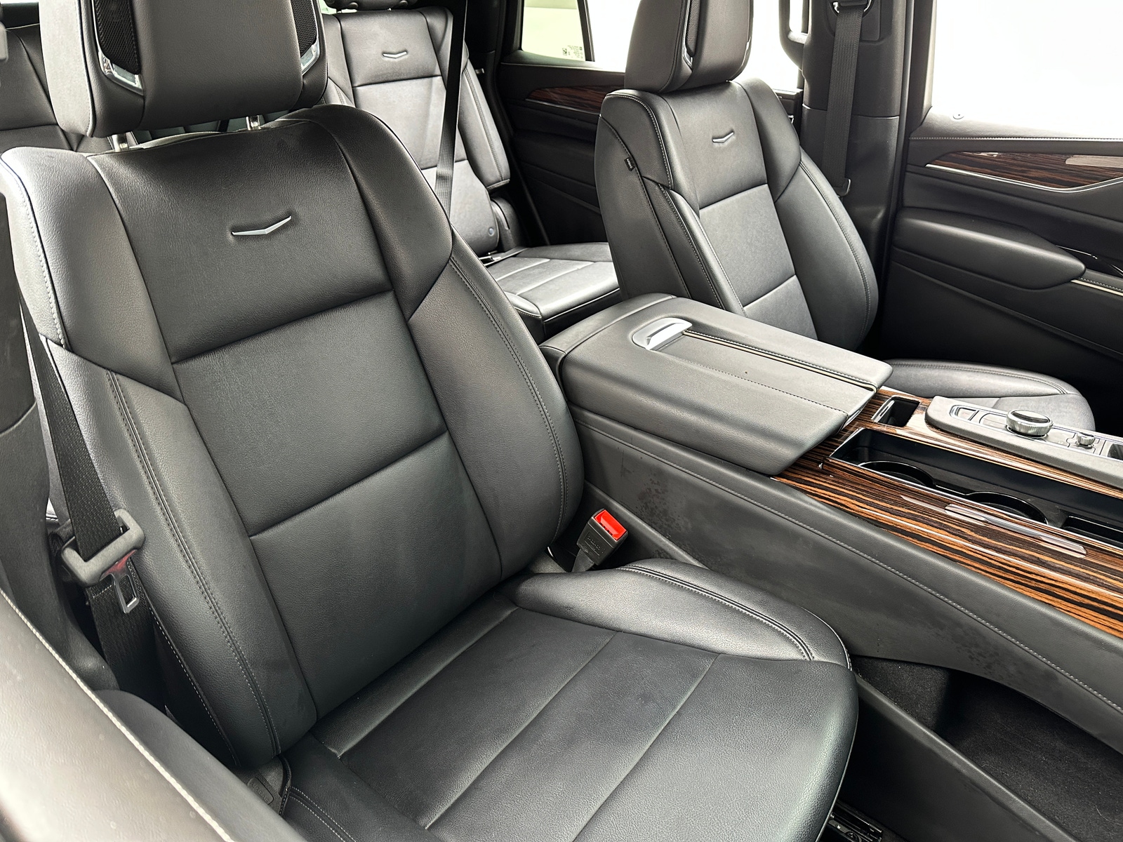 Thumbnail: 2024 Cadillac Escalade - 2