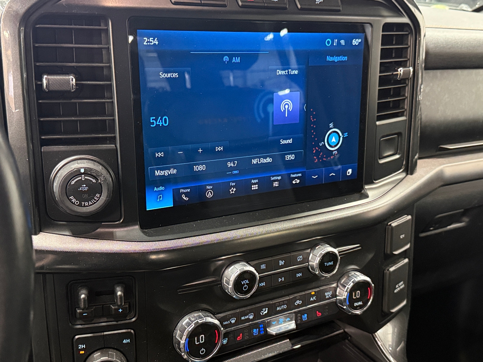 Thumbnail: 2021 Ford Econoline - 3