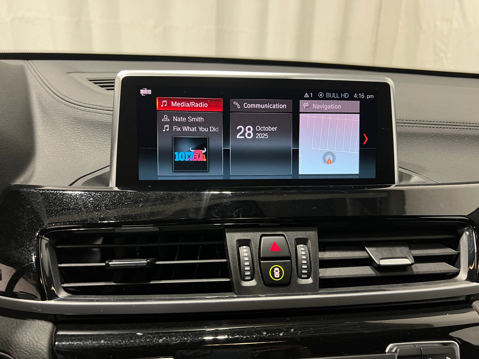 Thumbnail: 2022 BMW X1 - 3