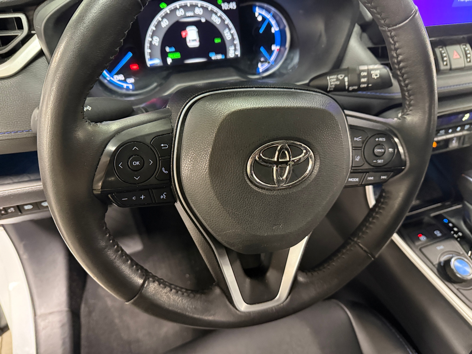 Thumbnail: 2023 Toyota RAV4 - 4