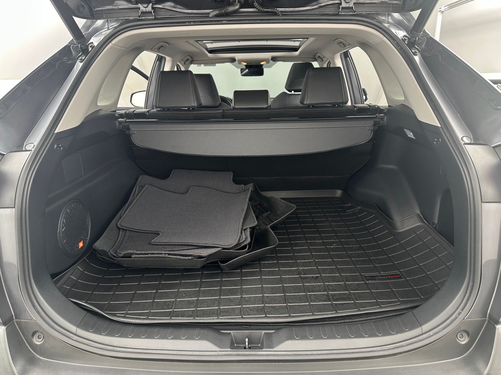 Thumbnail: 2019 Toyota RAV4 - 6