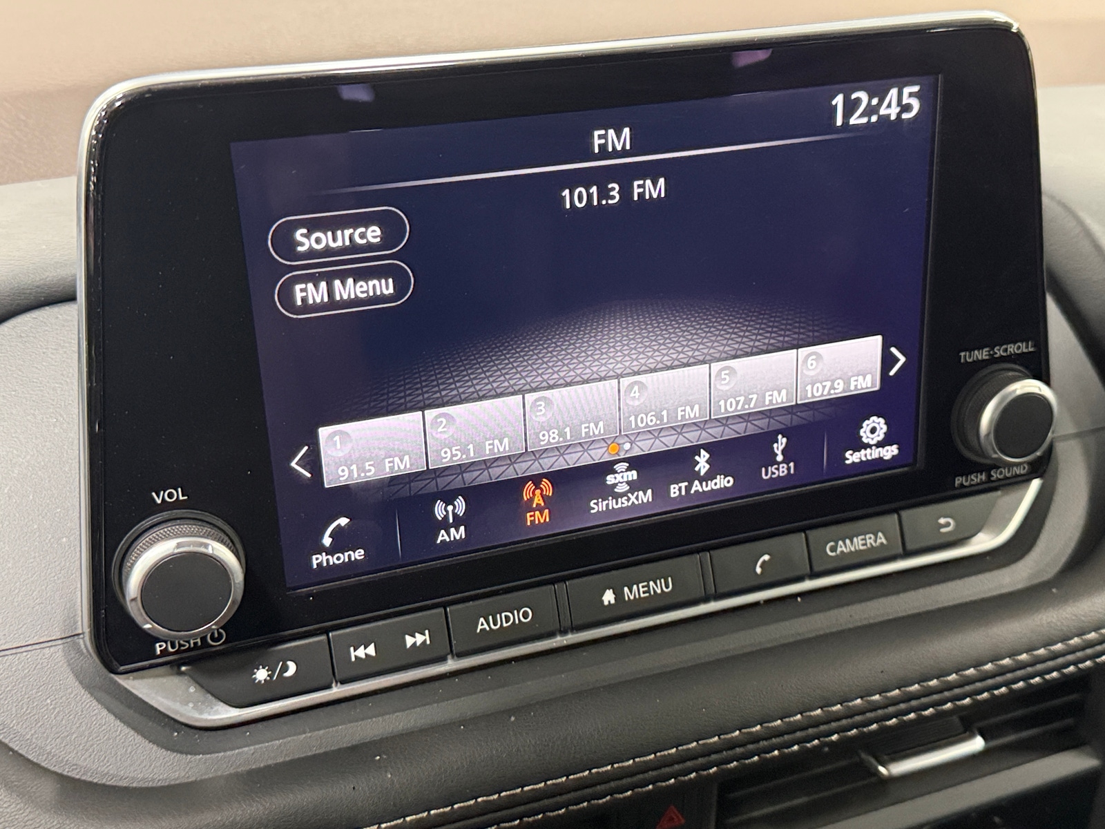 Thumbnail: 2023 Nissan Rogue - 4