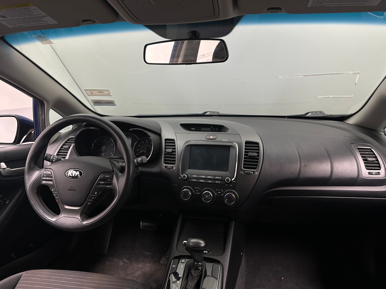 Thumbnail: 2018 Kia Forte - 3