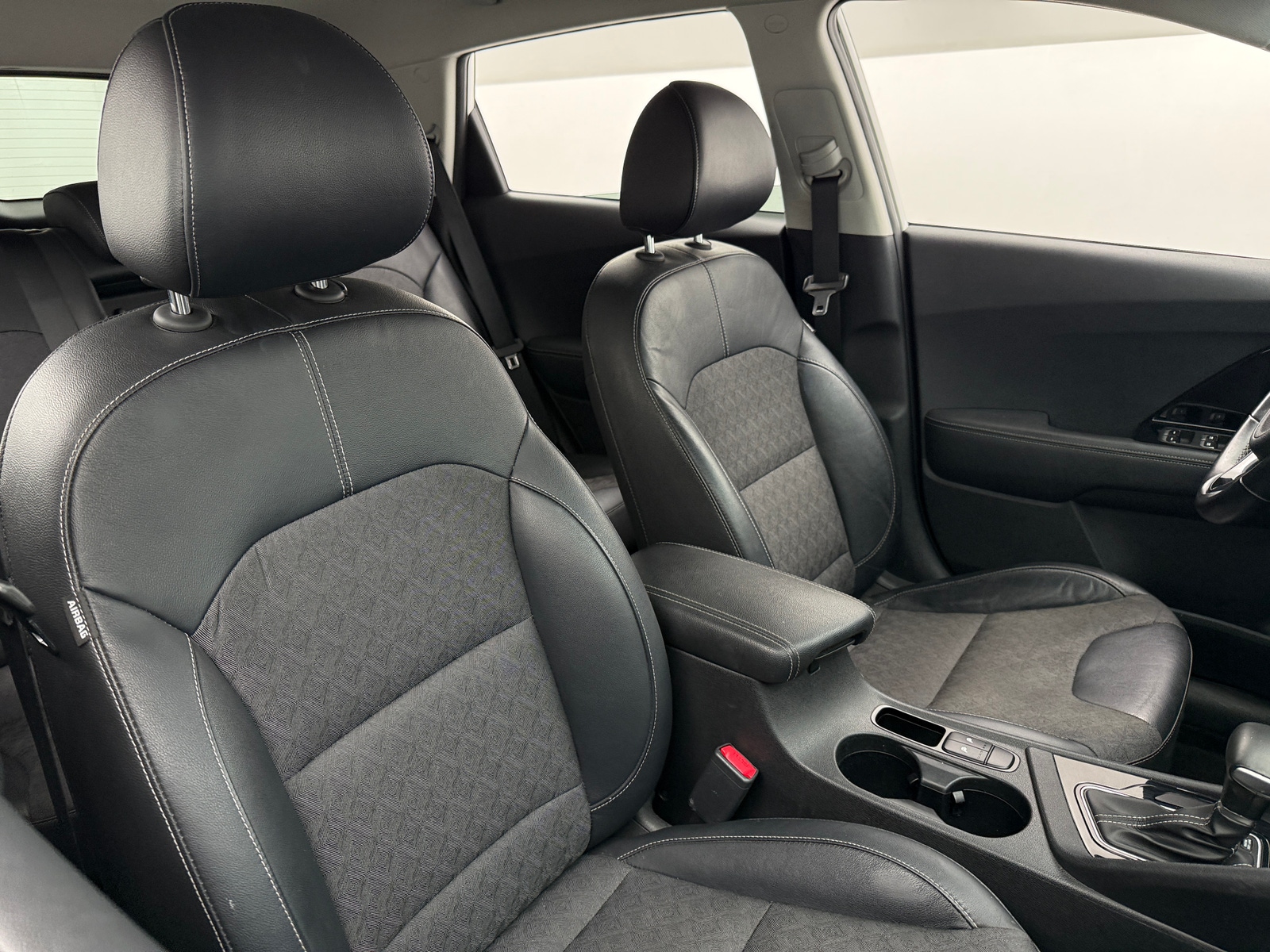 Thumbnail: 2018 Kia Niro - 2