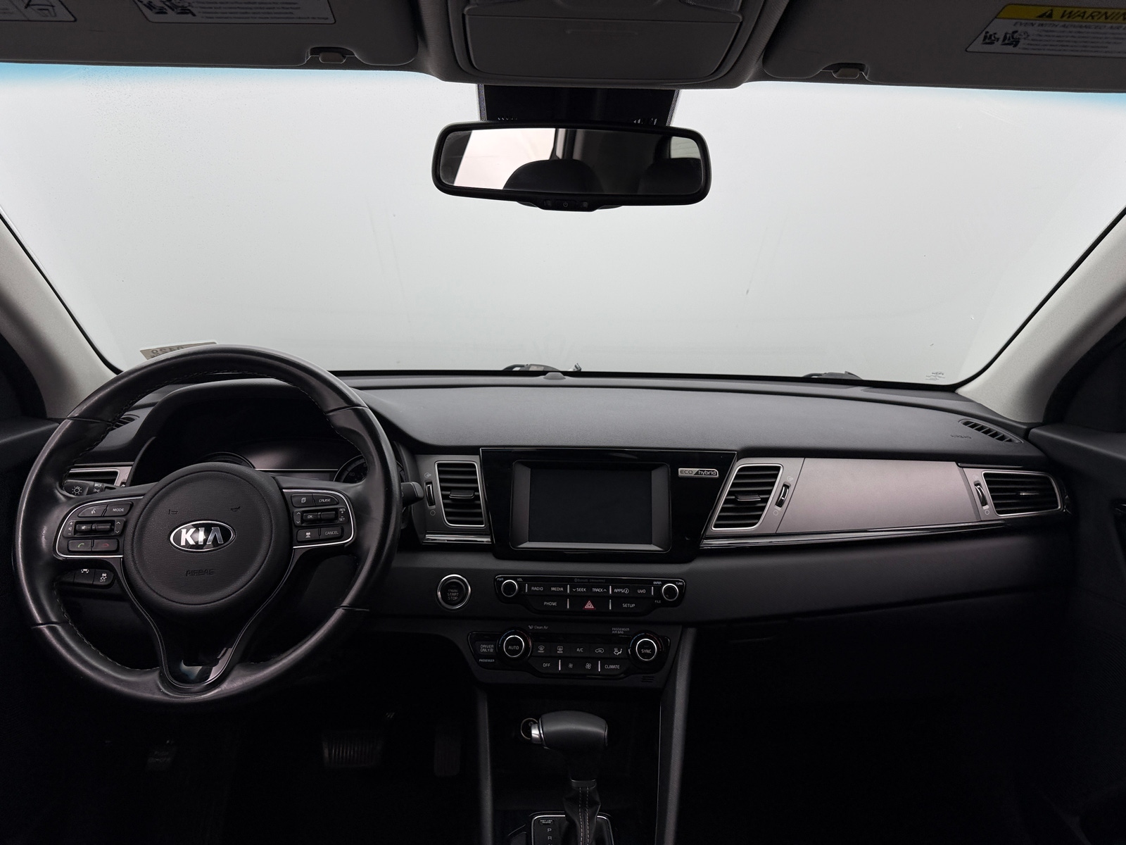 Thumbnail: 2018 Kia Niro - 3