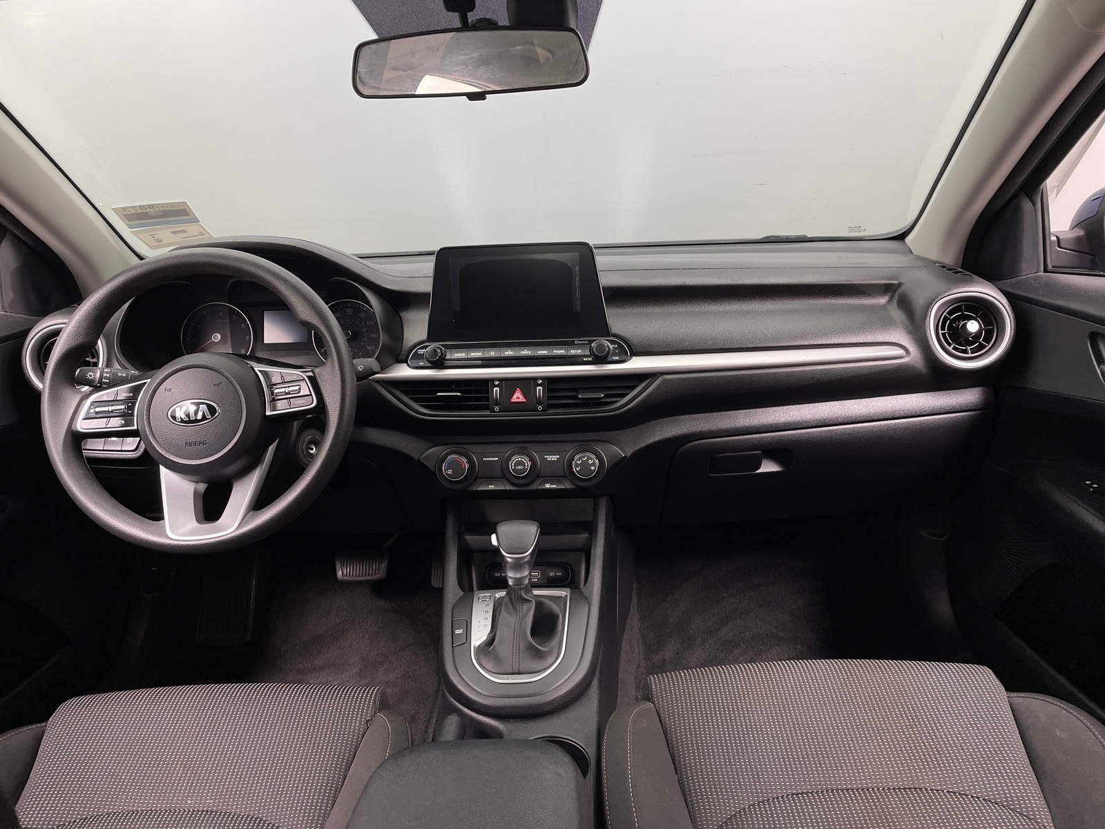 Thumbnail: 2020 Kia Forte - 3