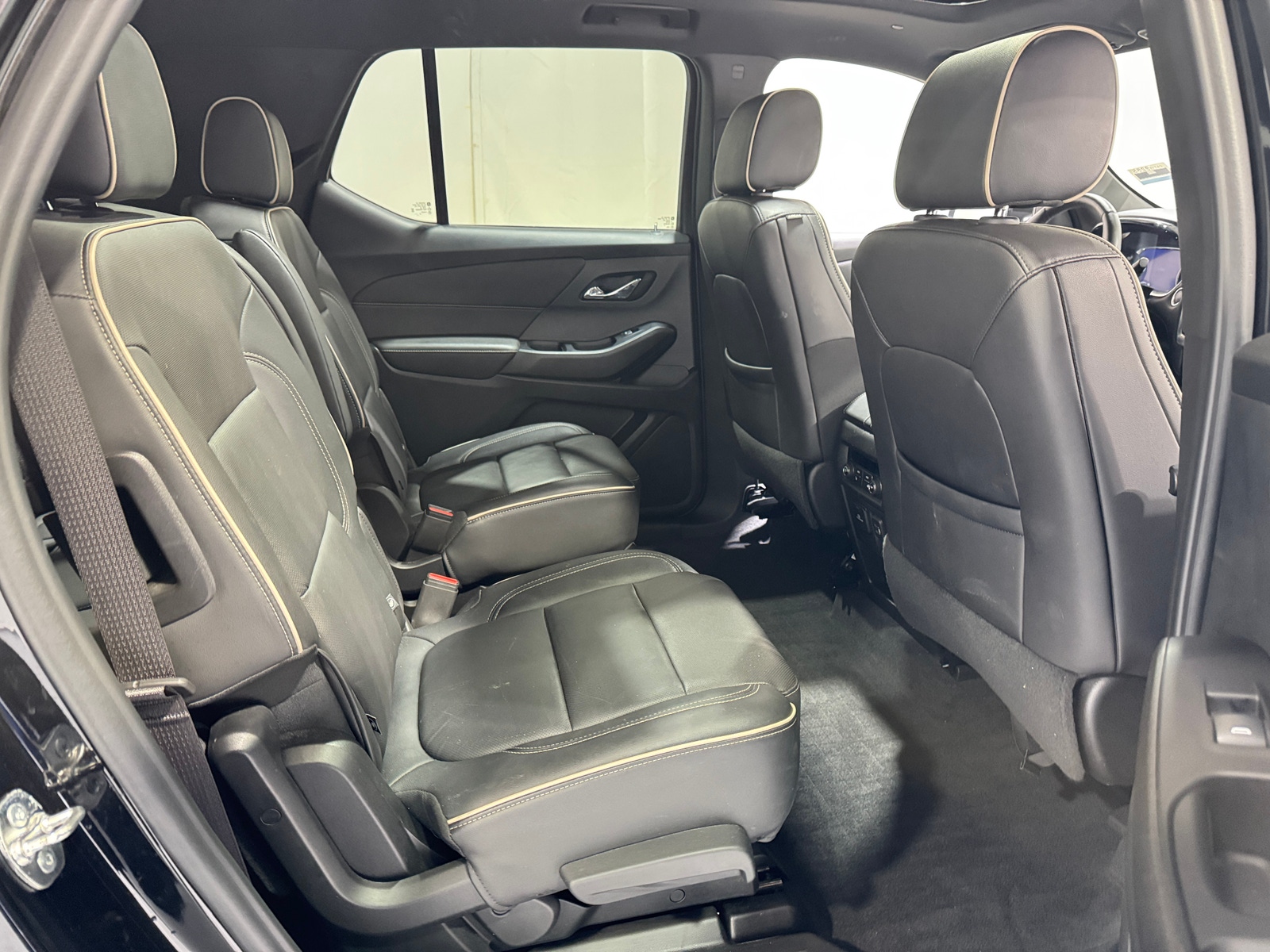 Thumbnail: 2023 Chevrolet Traverse - 5