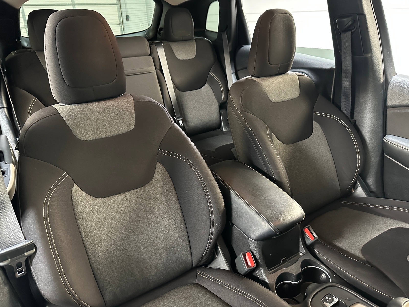 Thumbnail: 2017 Jeep Cherokee - 2