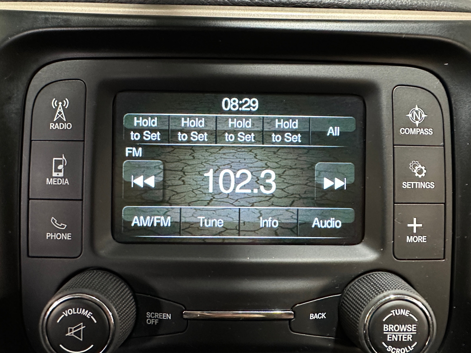 Thumbnail: 2017 Jeep Cherokee - 4