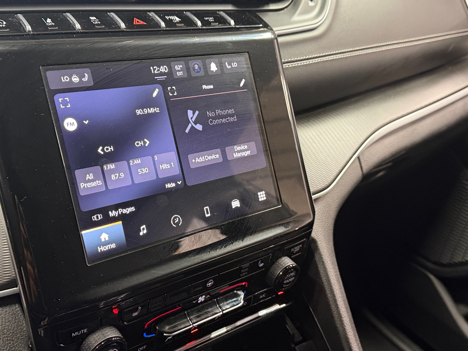 Thumbnail: 2024 Jeep Grand Cherokee L - 4