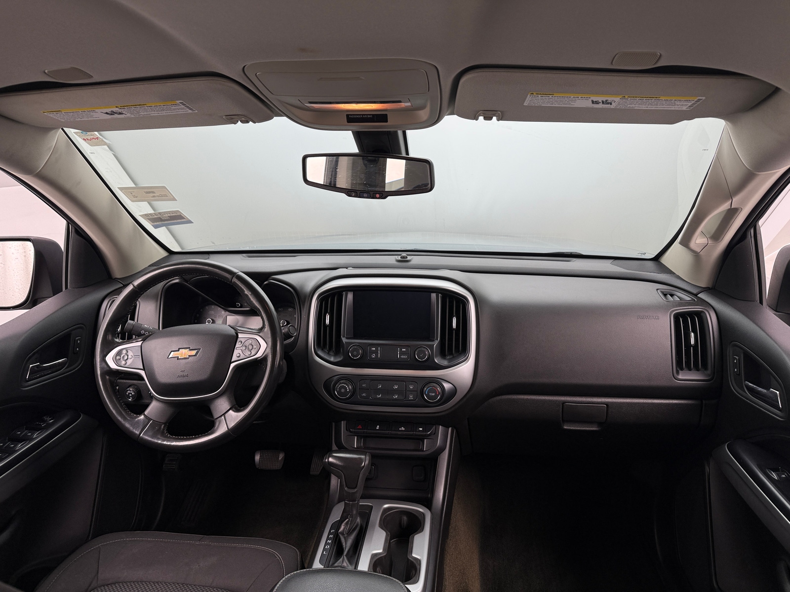 Thumbnail: 2019 Chevrolet Colorado - 3