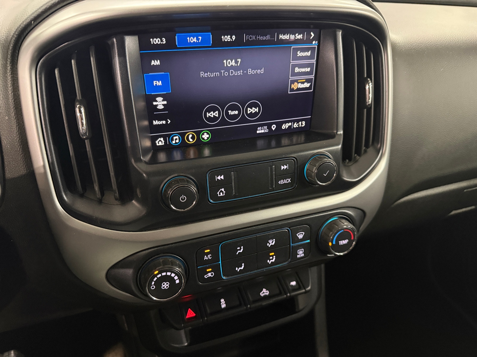 Thumbnail: 2019 Chevrolet Colorado - 4