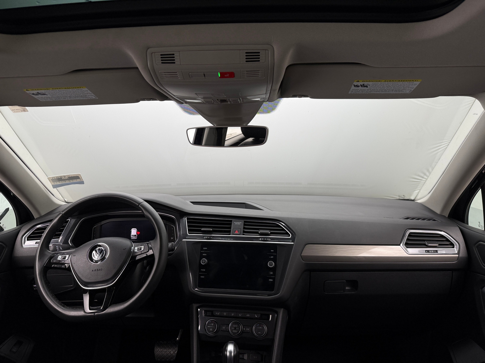 Thumbnail: 2020 Volkswagen Tiguan - 2