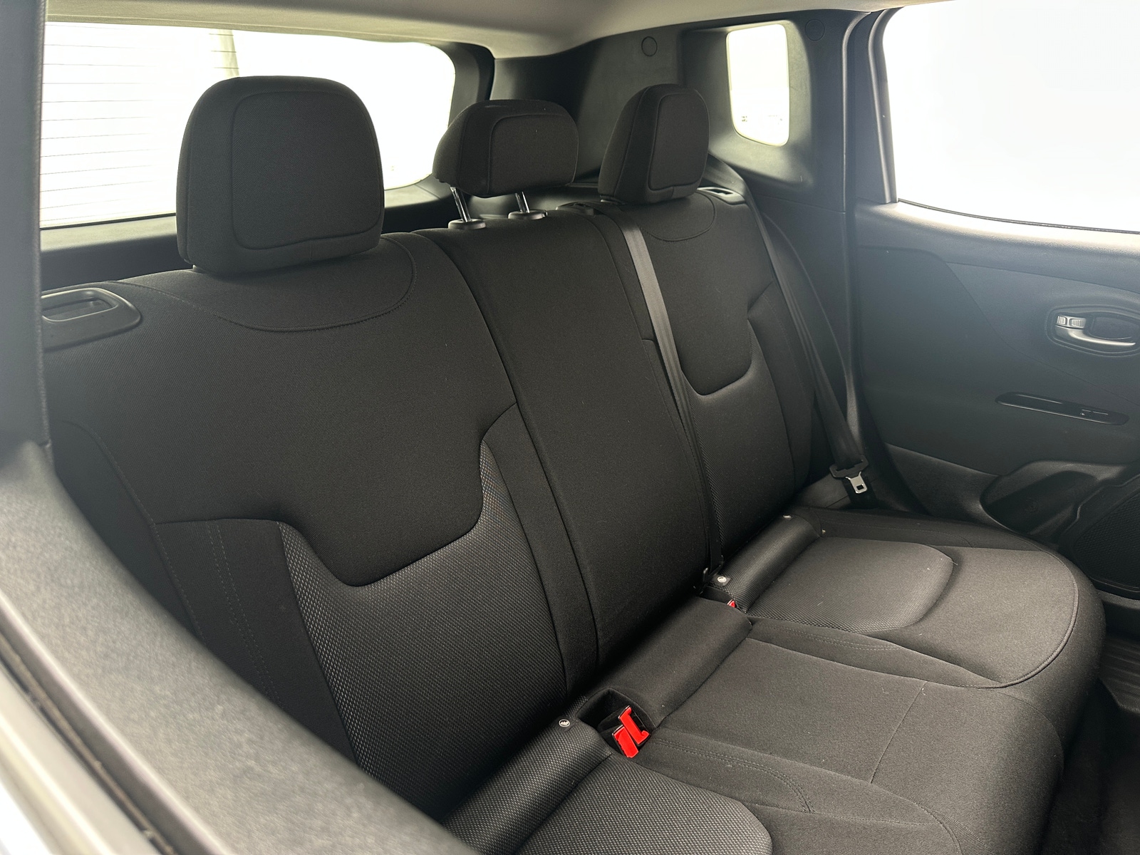 Thumbnail: 2020 Jeep Renegade - 6