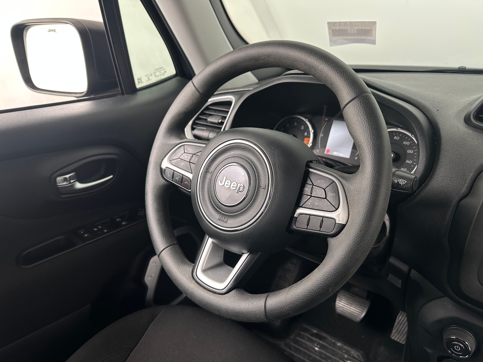 Thumbnail: 2020 Jeep Renegade - 5