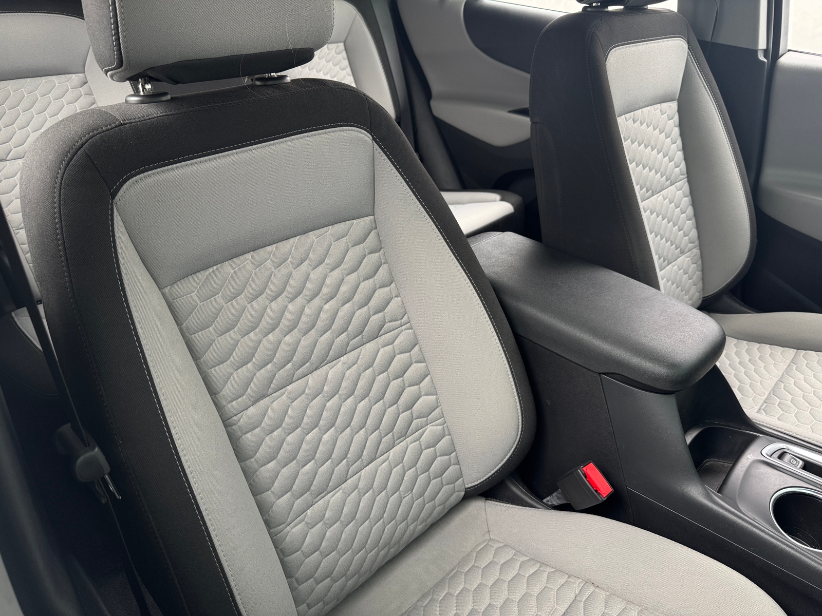 Thumbnail: 2021 Chevrolet Equinox - 2