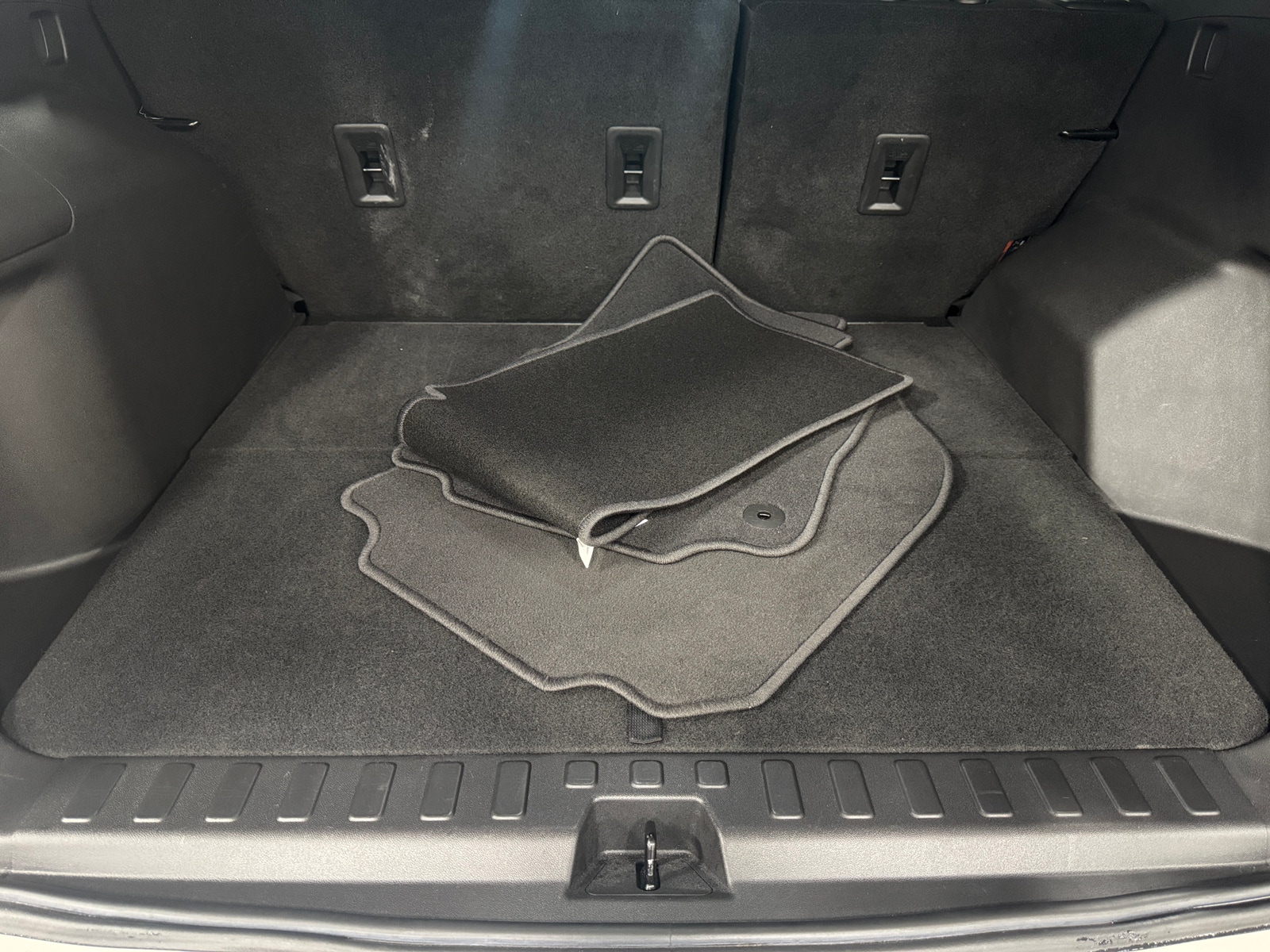 Thumbnail: 2021 Chevrolet Equinox - 7