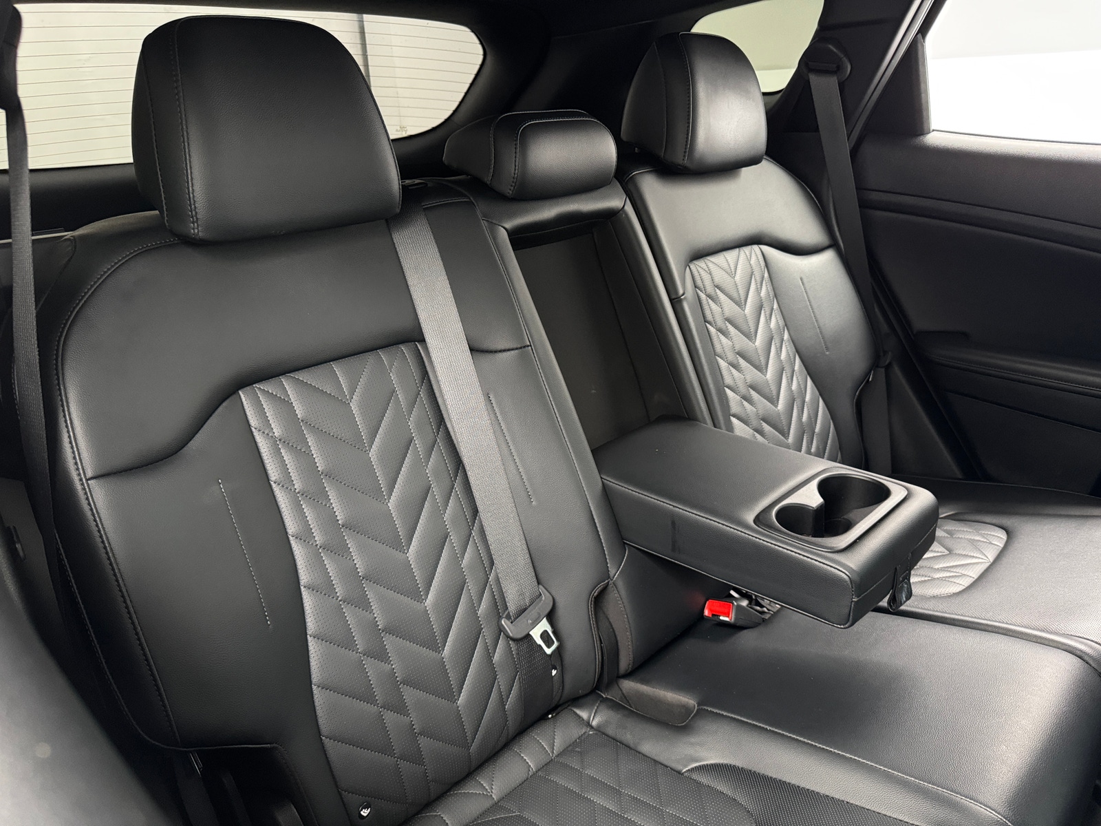 Thumbnail: 2023 Kia Sportage - 5