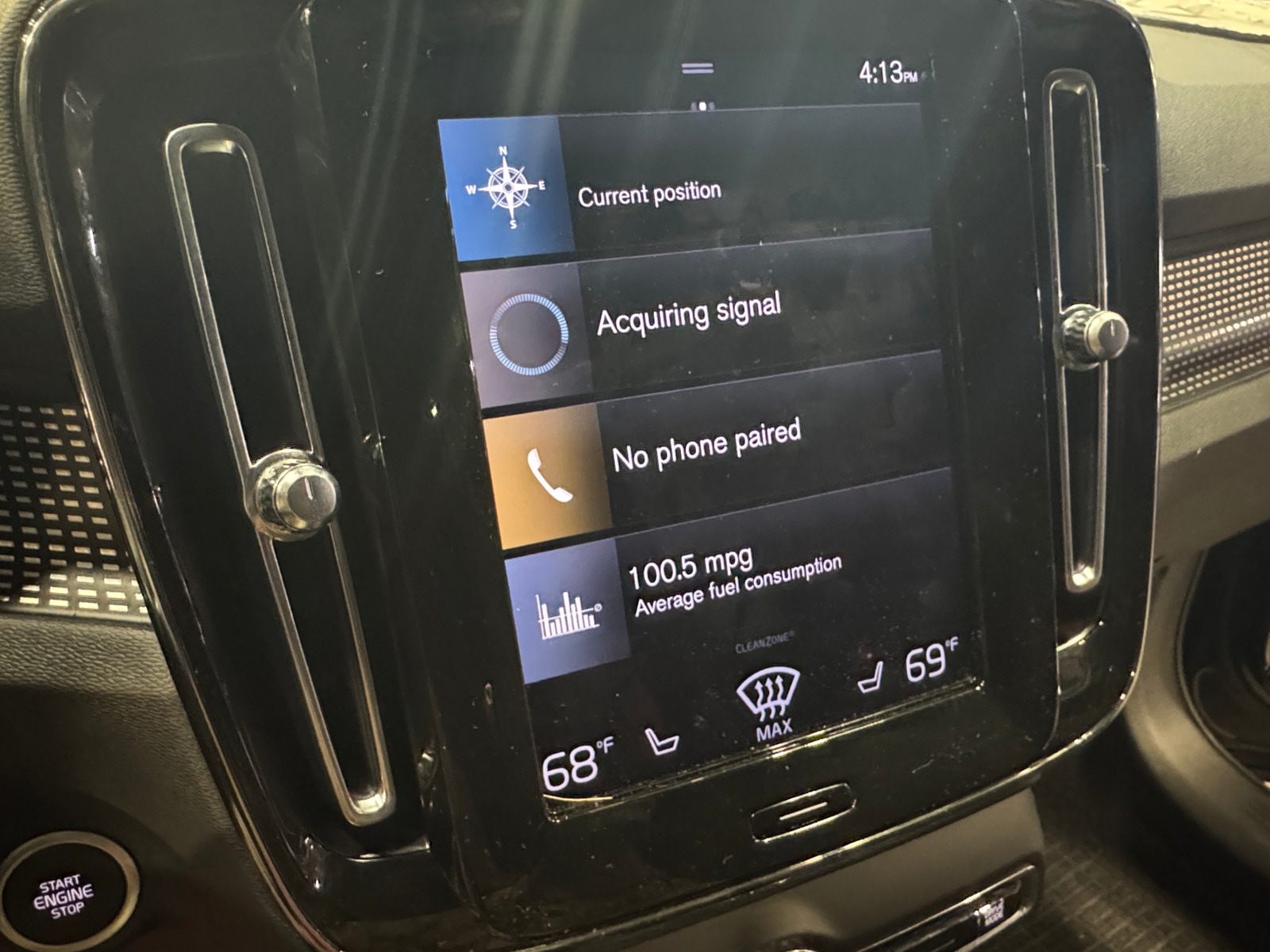 Thumbnail: 2021 Volvo XC40 - 3