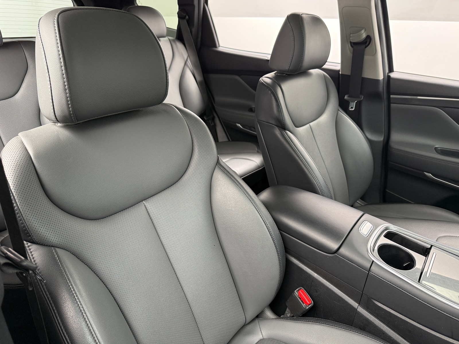 Thumbnail: 2023 Hyundai Santa Fe - 2