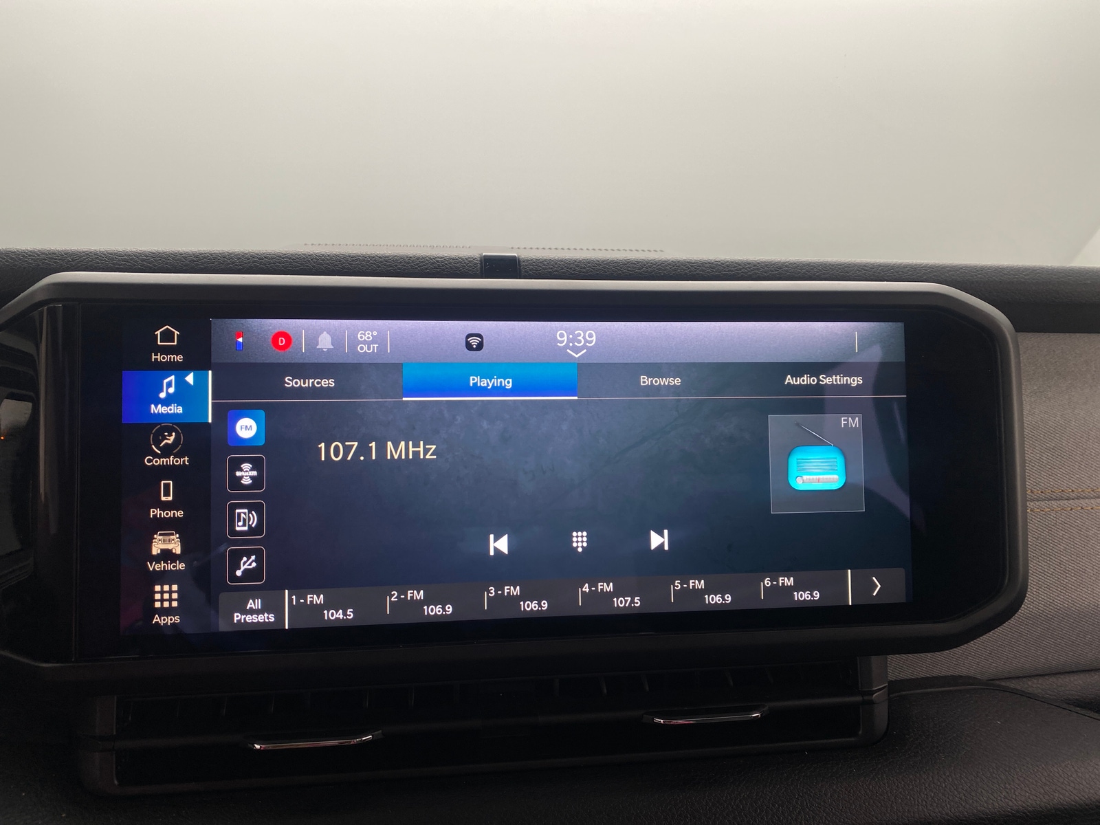 Thumbnail: 2024 Jeep Wrangler - 4