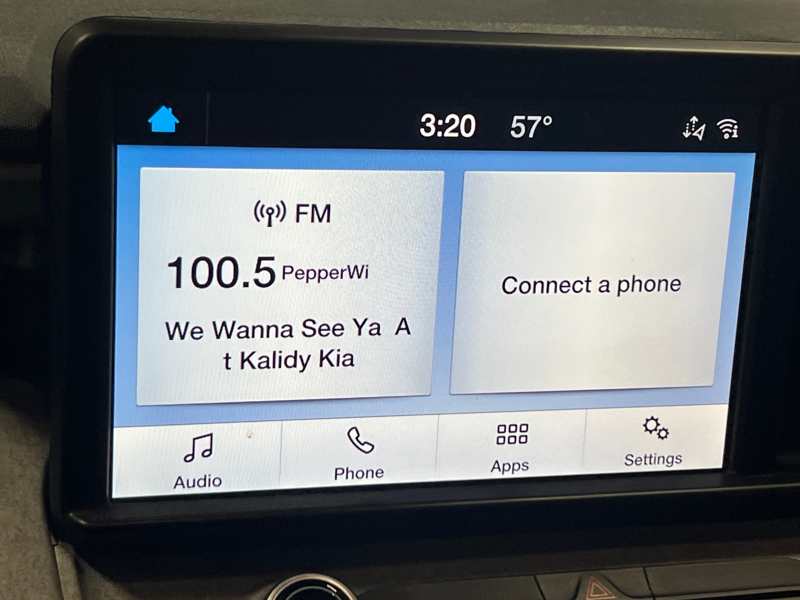 Thumbnail: 2022 Ford Maverick - 4