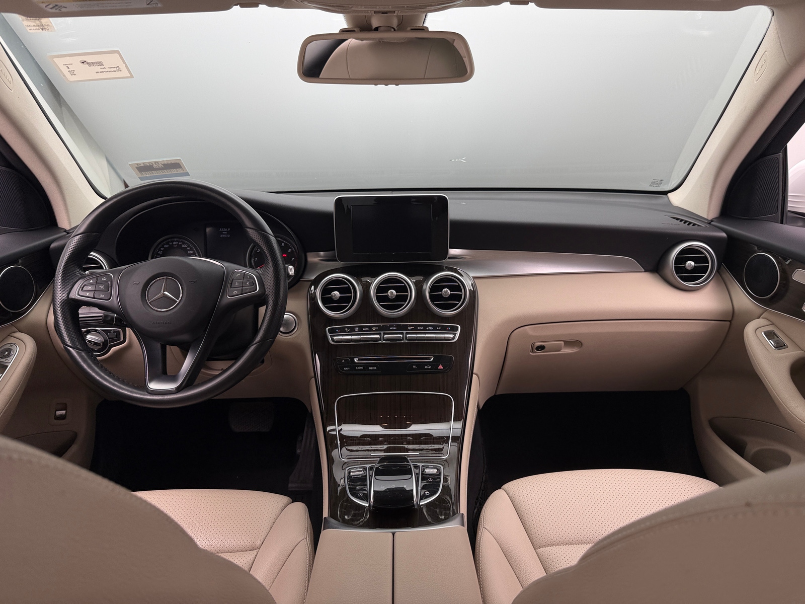 Thumbnail: 2016 Mercedes-Benz GLC - 2