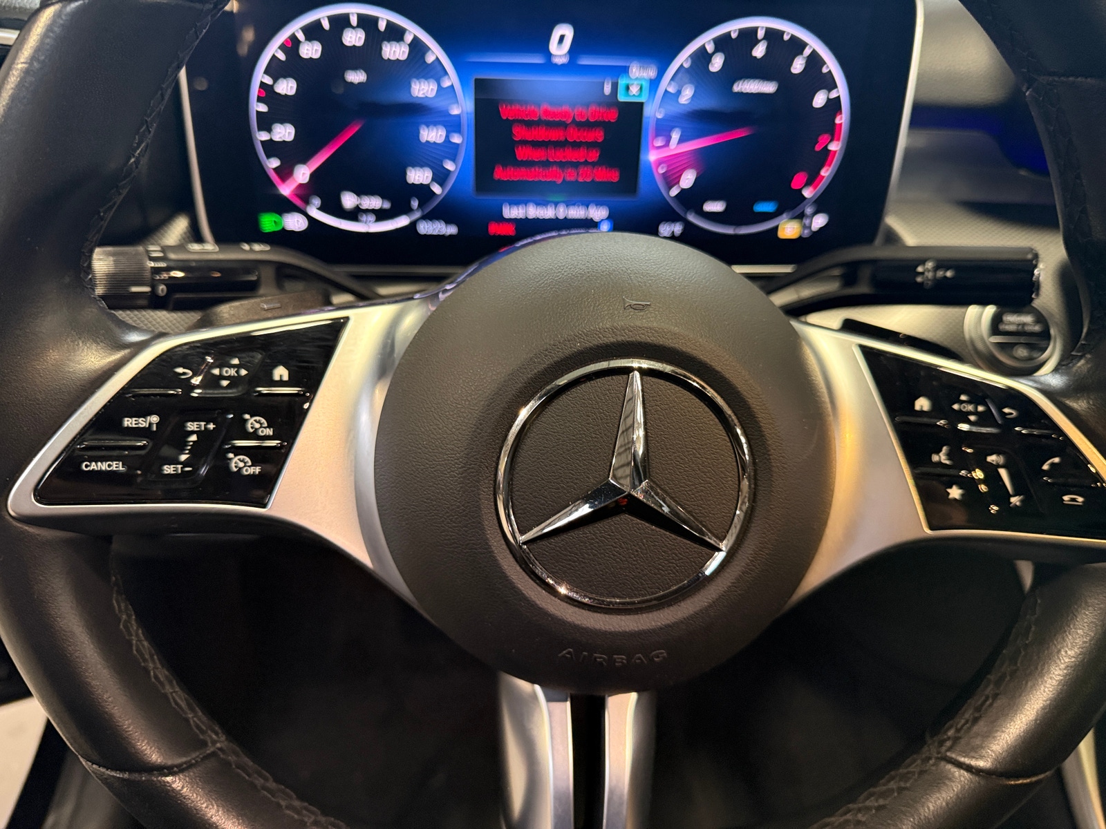 Thumbnail: 2024 Mercedes-Benz C-Class - 4