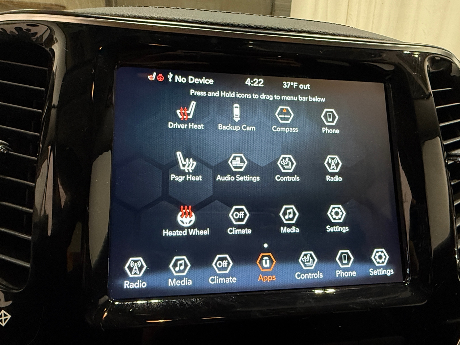 Thumbnail: 2021 Jeep Cherokee - 3