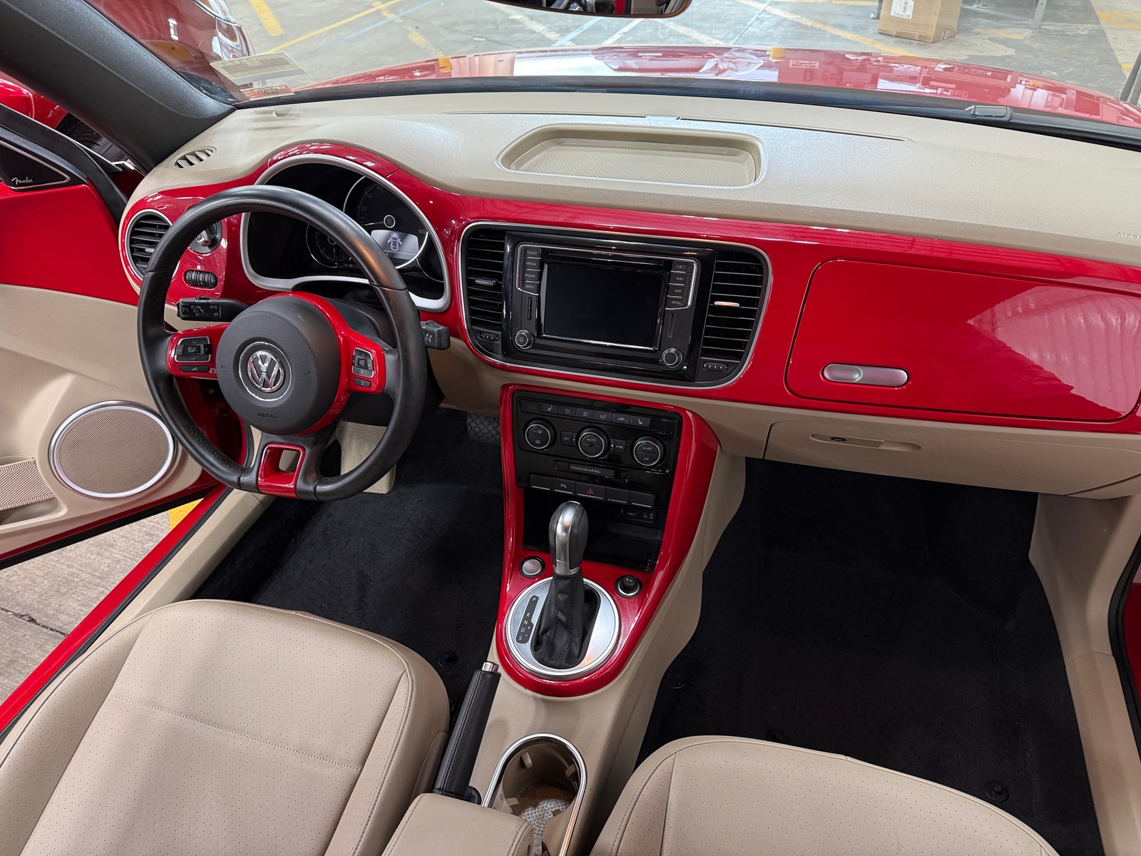 Thumbnail: 2019 Volkswagen Beetle - 2