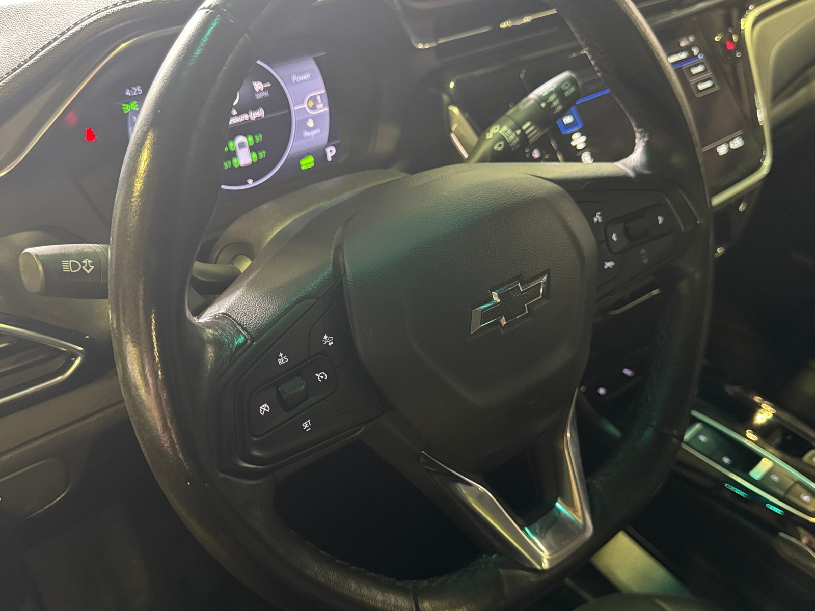 Thumbnail: 2023 Chevrolet Bolt EV - 4