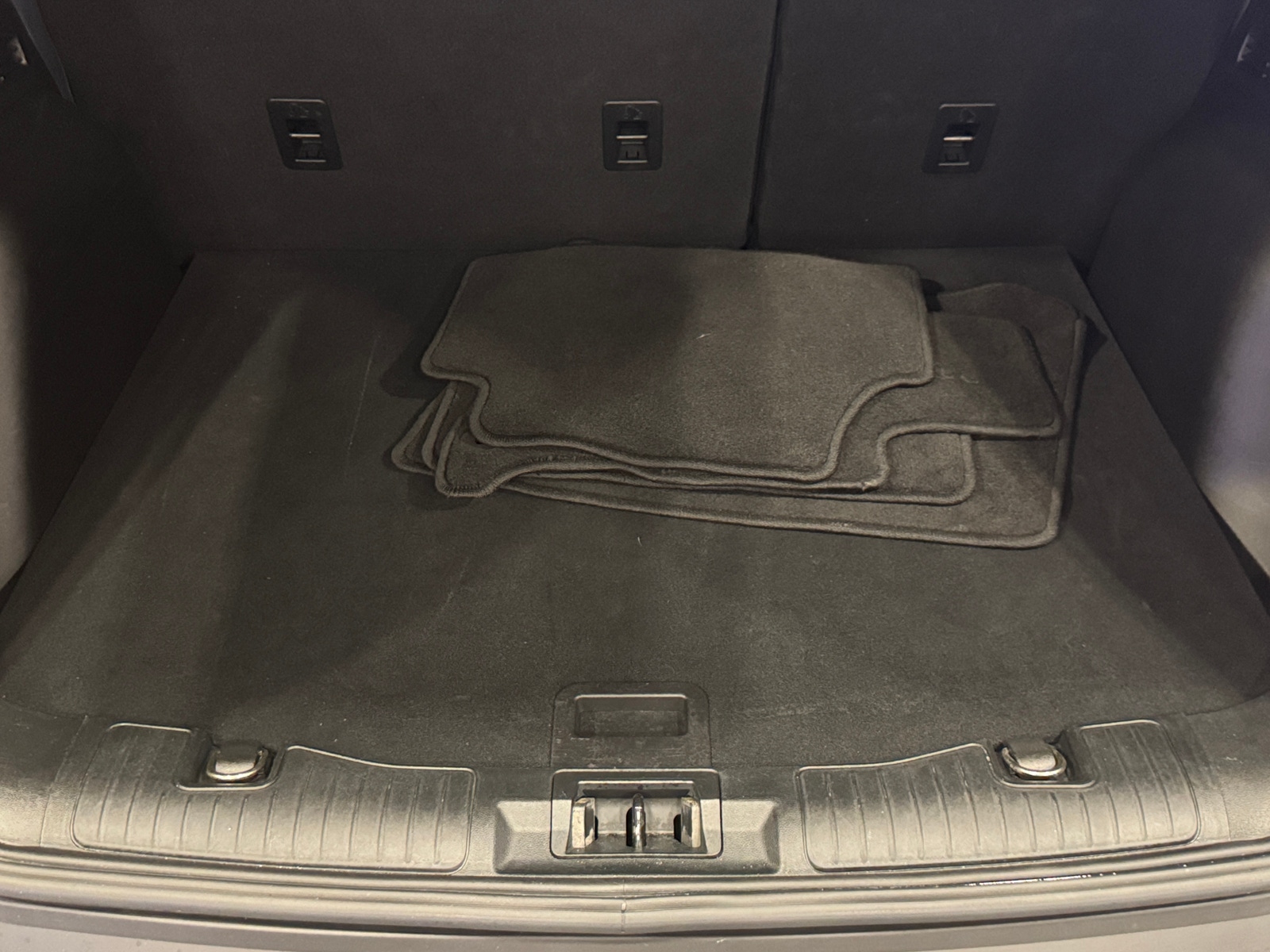 Thumbnail: 2021 Ford Escape - 7