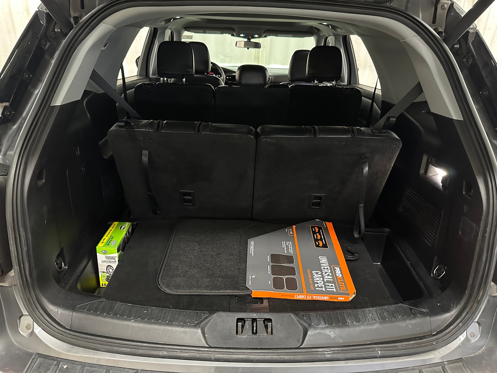 Thumbnail: 2021 Ford Explorer - 7